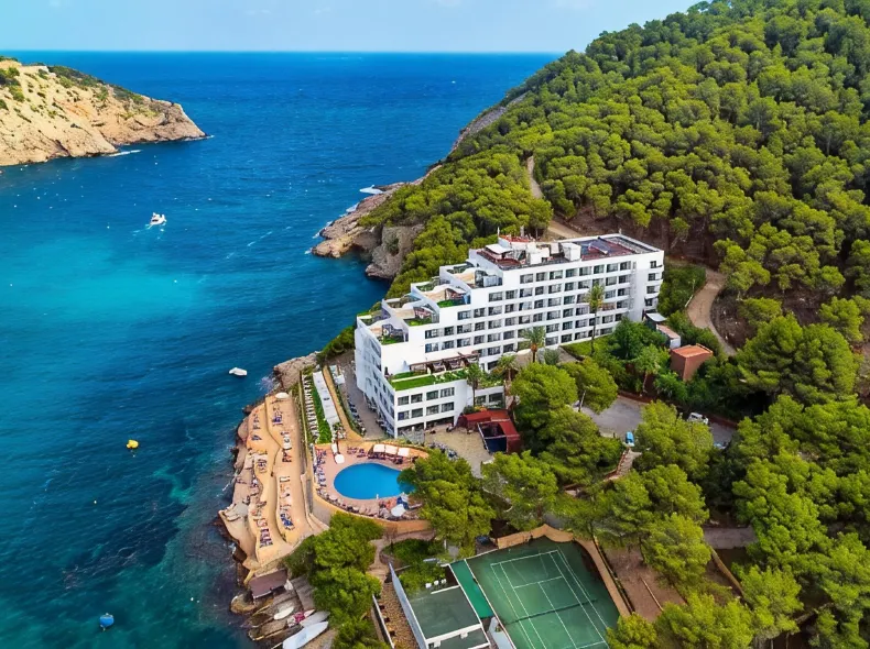 Palladium Hotel Cala Llonga - Adults Only
