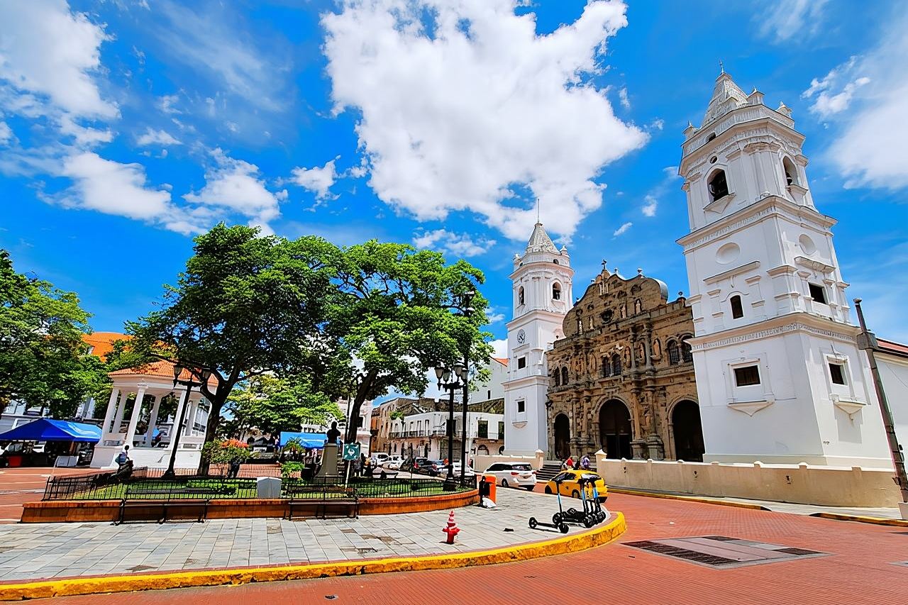 Tour privato di mezza giornata della città e del Canale di Panama