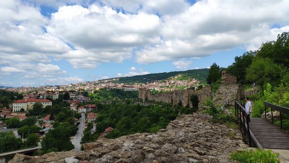 Discover Veliko Tarnovo at Your Pace: Private or Self-guided tour