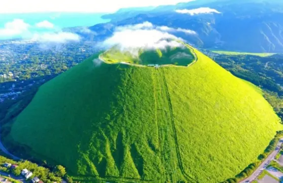 東京伊豆大室山+城崎海岸+伊東馬琳小鎮一日遊，免費大室山纜車