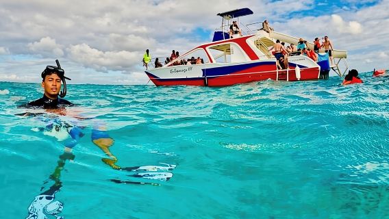 Half-Day Private Party Boat and Snorkeling in Punta Cana