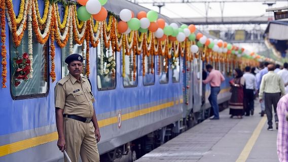Tour privato di un giorno intero da Delhi ad Agra