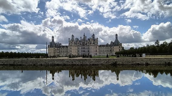 Loire Valley Day Tour : Chambord and Chenonceau FROM TOURS