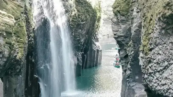 One-Day Trip from Fukuoka to Miyazaki: Takachiho Gorge + Kamishikimi Kumanoimasu Shrine (Kumamoto) + Amanoiwato Shrine