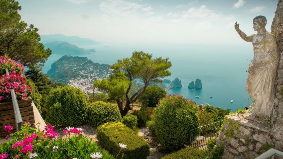 Capri via terra e mare: tour in piccolo gruppo da Napoli