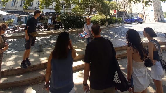 Avignon: Sejarah dan Lawatan Berjalan Lagenda