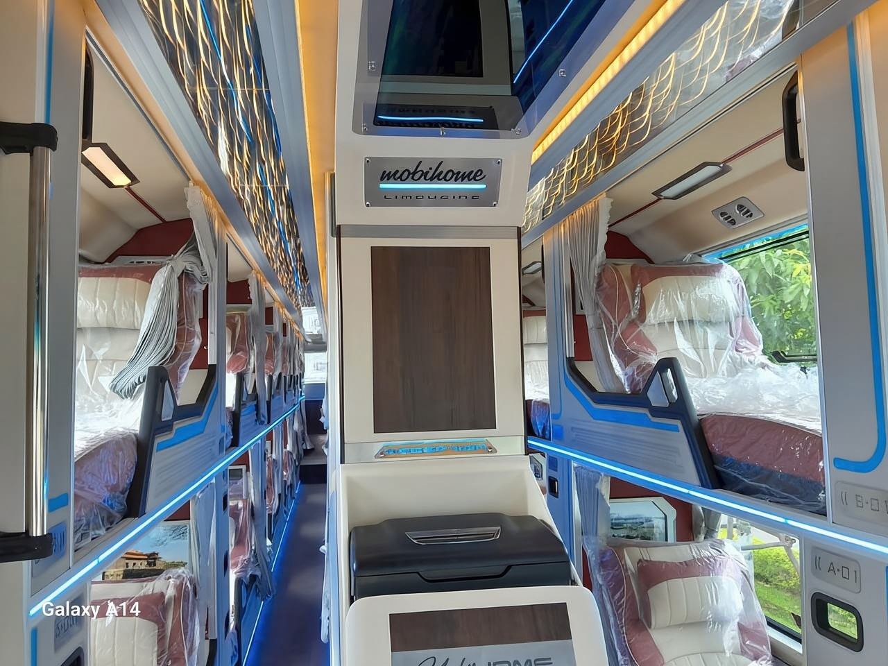 Ha Giang - Cat Ba Island bus (Luxury Van Limousine leverancier)