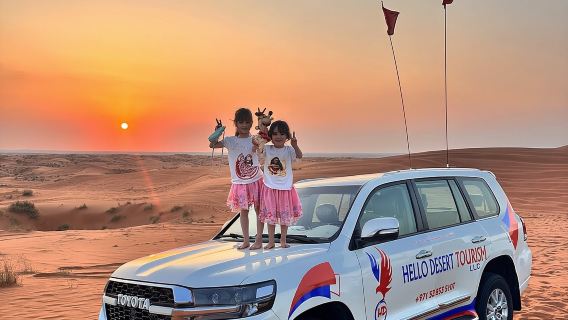 Safari nel deserto di Dubai, VIP Sitting, barbecue dal vivo e giro in cammello