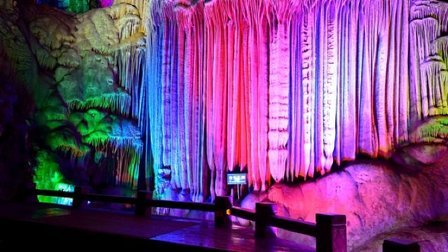 桂林陽朔灕江風景名勝區銀子岩1日遊興坪漁村遊船三星船灕江竹筏可選