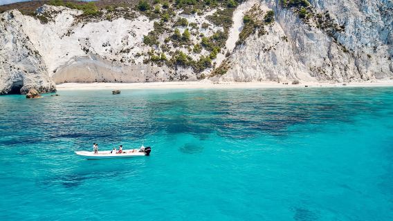 Cruise ke Pantai White Rocks & Pantai Xi dengan makan tengahari & wain