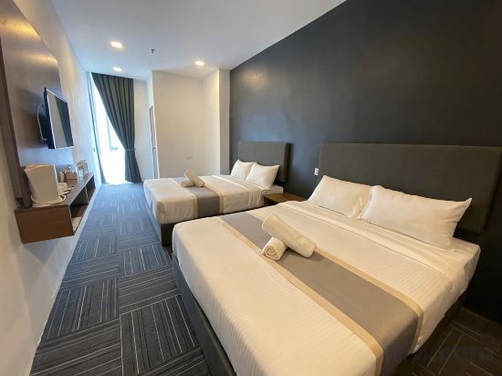 We Hotel Langkawi Room Type - Family Quadruple Room