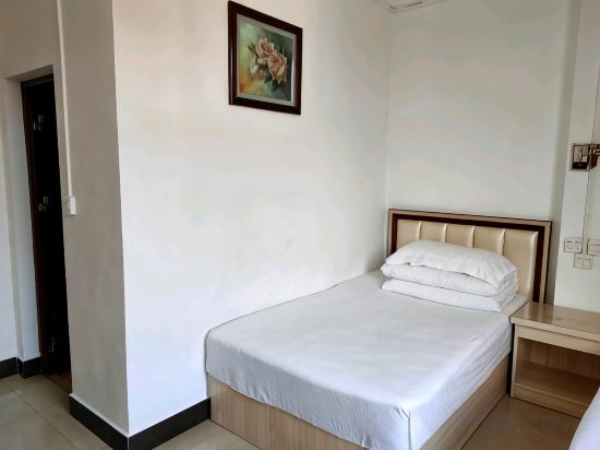 Others 3, Chengdu Hotel, Ganzhou