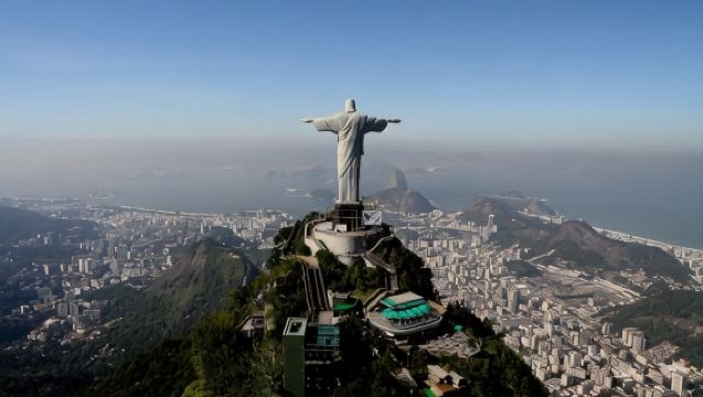 Cristo Redentor + City Tour: Transfers, Local Guide and Tickets.