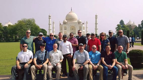Privato: Taj Mahal, Forte di Agra e Mehtab Bagh Tour in auto da Delhi - Tutto incluso