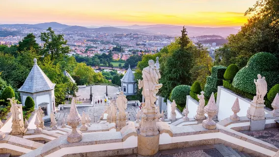 Best of Braga and Guimaraes Day Trip from Porto