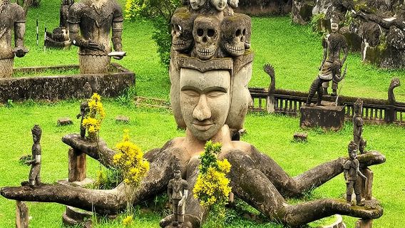 Tour riêng: Tham quan thành phố Viêng Chăn trọn ngày kèm Công viên Phật giáo