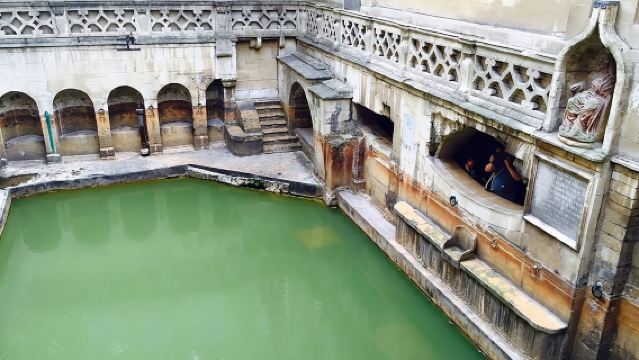 Stonehenge & Bath Day Tour from London including Admission