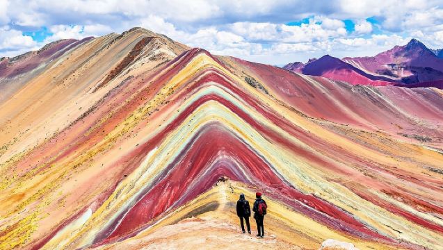 Rainbow Mountain ATV Tour from Cusco with Breakfast and Lunch