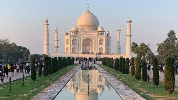 Private Tajmahal Day Tour From Mumbai ,Pune ,Chennai with flights