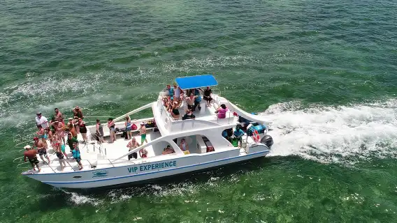 Sabina del Mar Party Boat VIP