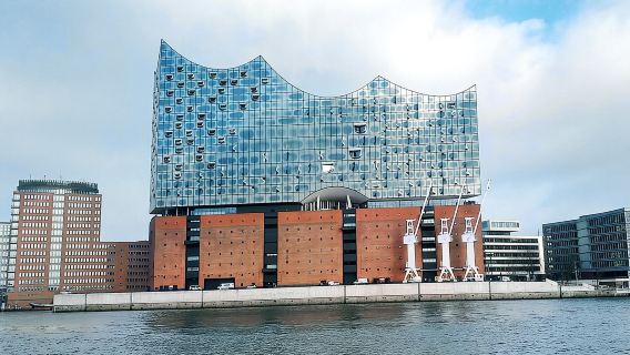 Tour gratuito: Historia del Puerto, Barrio Rojo y los Beatles