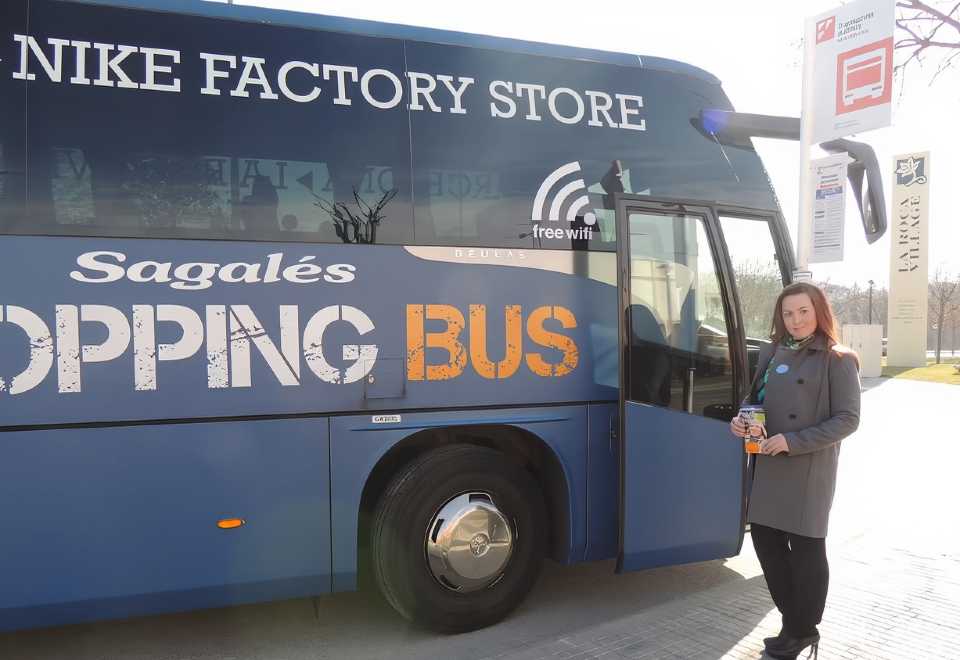 Sagalés Shopping Bus: La Roca Village