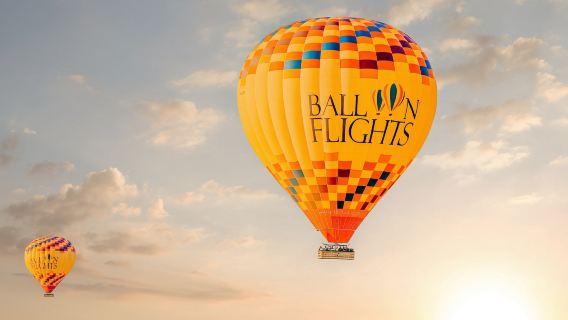 Приключение в пустыне Дубая: полёт на воздушном шаре с возможностью завтрака