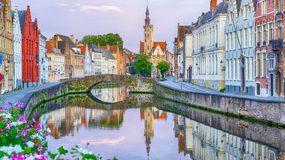 Ab Amsterdam: Tagestour durch Brügge auf Spanisch oder Englisch