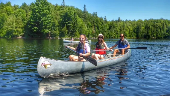 Ab Toronto: Kanu- und Wanderabenteuer im Algonquin Park