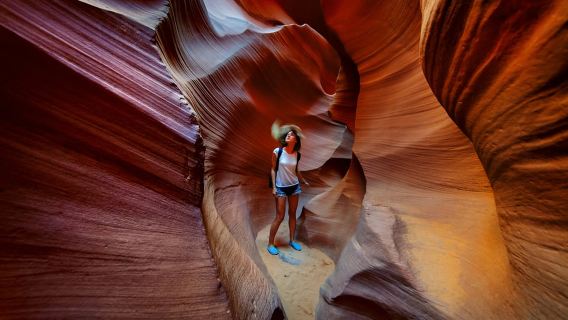 Page: Lower Antelope Canyon Prime-Time Guided Tour
