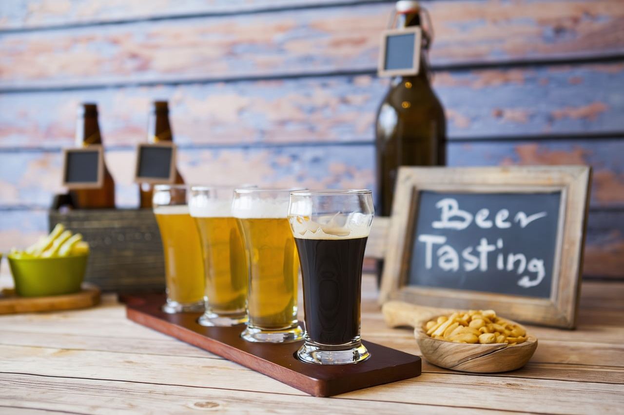 Swan Valley: Out for the Afternoon Wine Tasting with Lunch