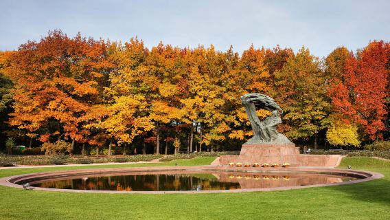 Warsaw Must-Sees: 4-Hour Private Tour by Retro Fiat