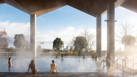 Rotorua: Lakefront Hot Springs & Spa - Luxury Māori Wellness