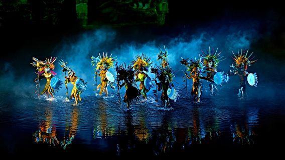 Dari Toledo: Pemindahan & Masuk ke Puy du Fou España