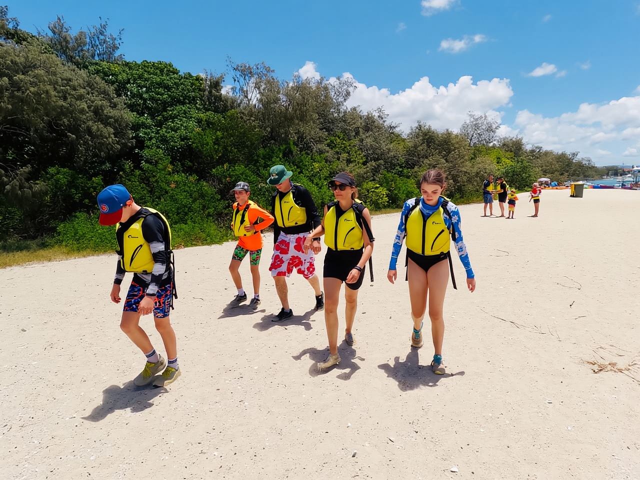 Gold Coast: tour in kayak e snorkeling con alimentazione dei pesci