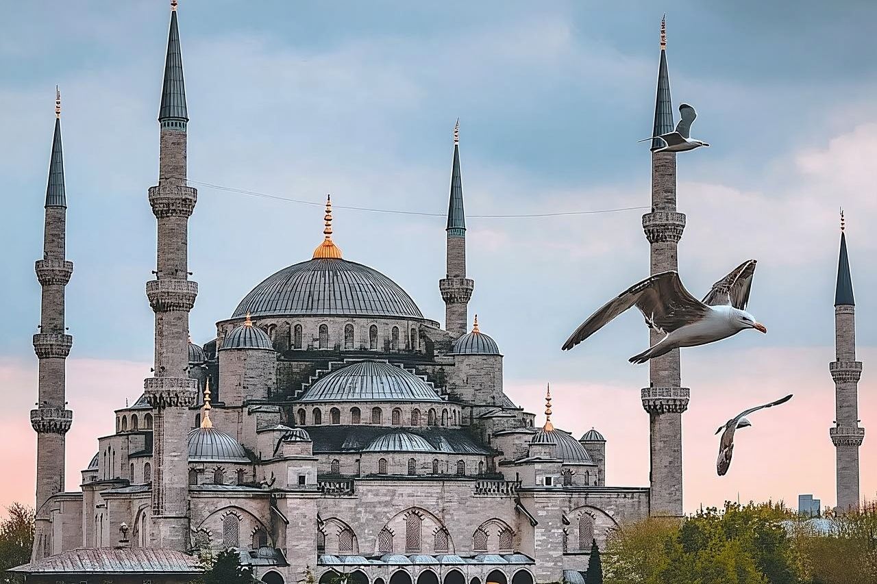ISTANBUL BEST: Iconic Landmarks Full Day PRIVATE Guided City Tour