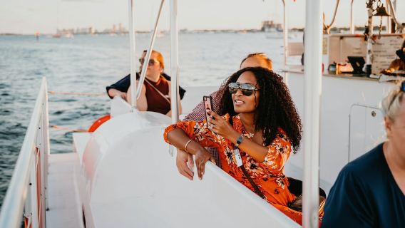 Palm Beach: Sightseeing Catamaran Cruise