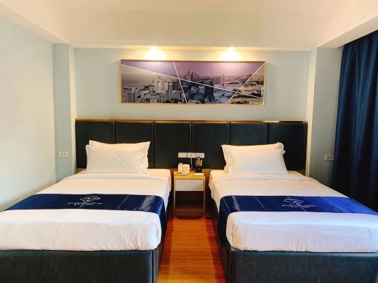 Sapphire Hotel Silom Bangkok Room Type - Standard Twin Room