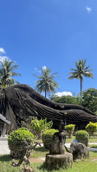 비엔티엔 하프데이 투어: 파투사이(Patuxay) & 부다 파크(Buddha Park)