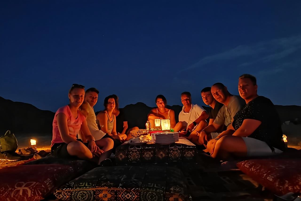 Cenare al The Desert & Telescope