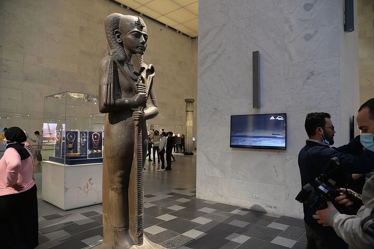  Day Tour To National Museum of Egyptian Civilization & Felucca Ride