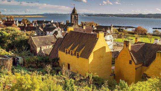 Edinburgh: The Outlander, Palaces & Jacobites Tour