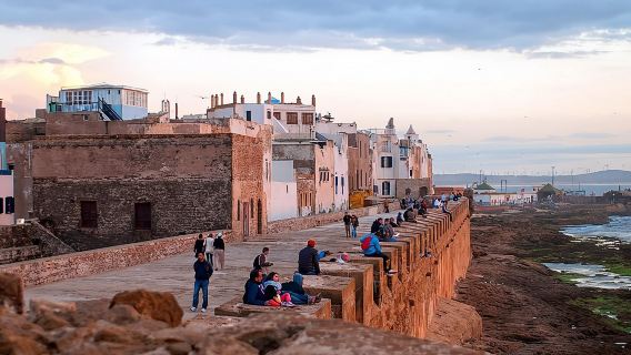 Essaouira Guided Tour: 3 on 1 - Nightlife tour, Live like a local & Street food