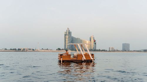 Dream Boat Floating Cafe in Dubai 3
