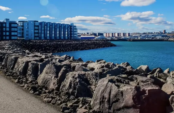 極光維京港熔岩洞文化館包車體驗