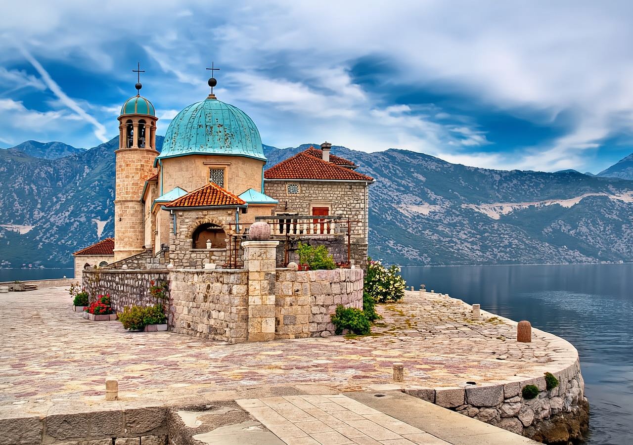 Kotor: Boat Tour to Perast Old Town & Our Lady of the Rocks
