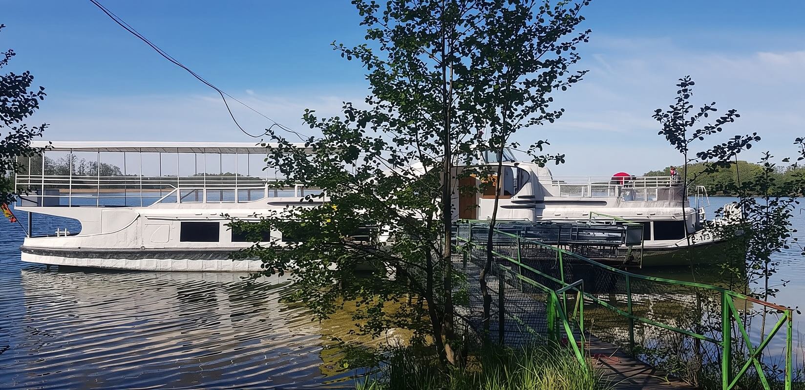 Vilnius: Trakai Self-Guided Bike Tour with Train Tickets