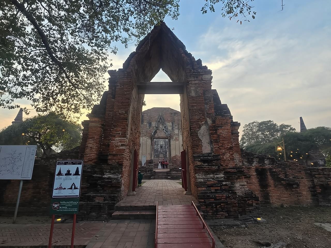 방콕 출발: 아유타야 오후 투어 (보트 & 툭툭 포함)