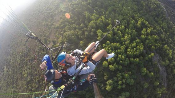 Castelsardo: tandem paragliding flight in Littigheddu