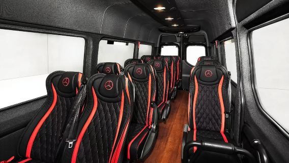 Melbourne Puffing Billy Penguin Yarra Valley Wine choc Tour